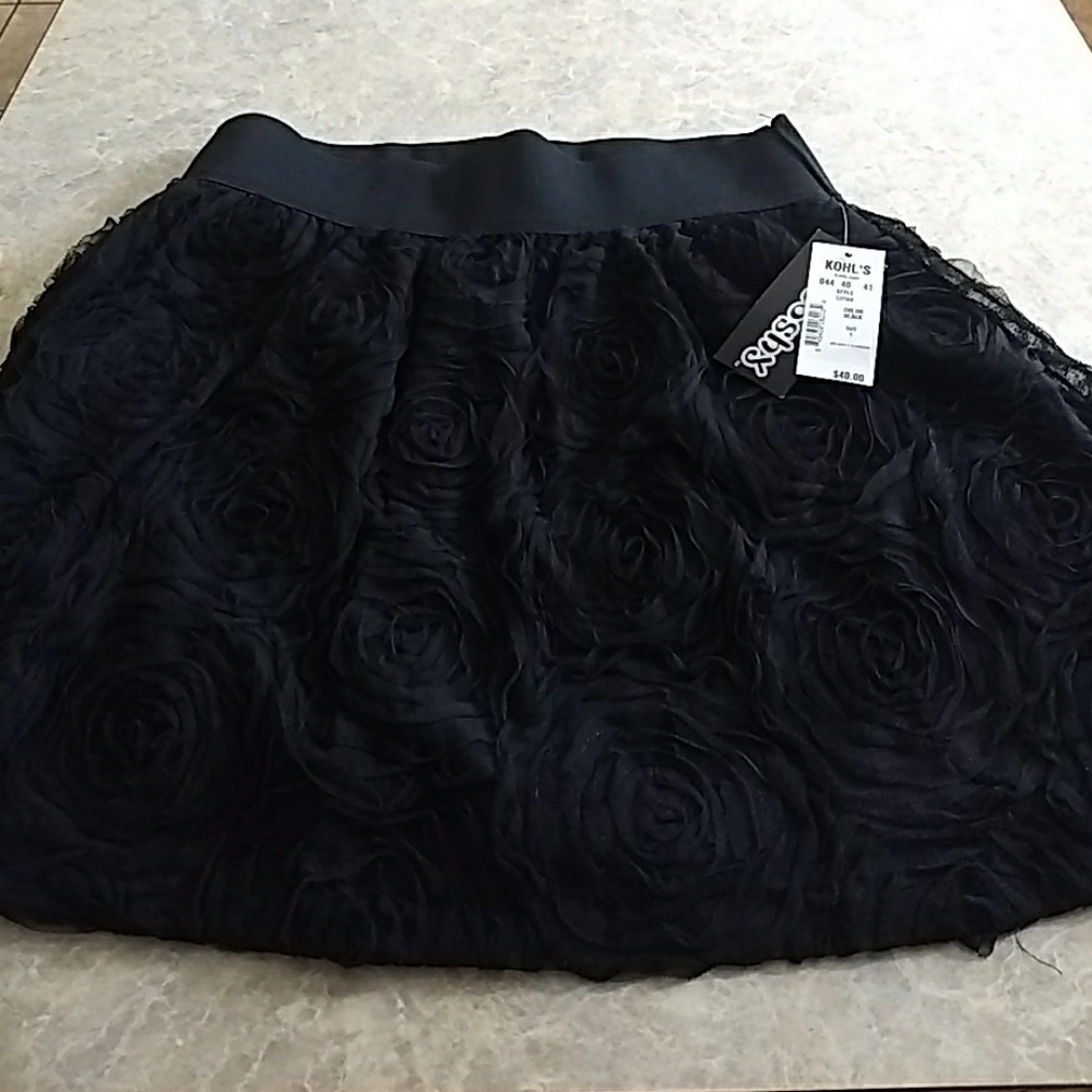 SOLD!🌟$5.00 🌟"Stooshy" Skirt